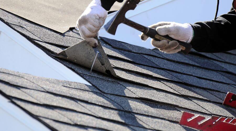 Professional residential roofers in Dunlow, WV